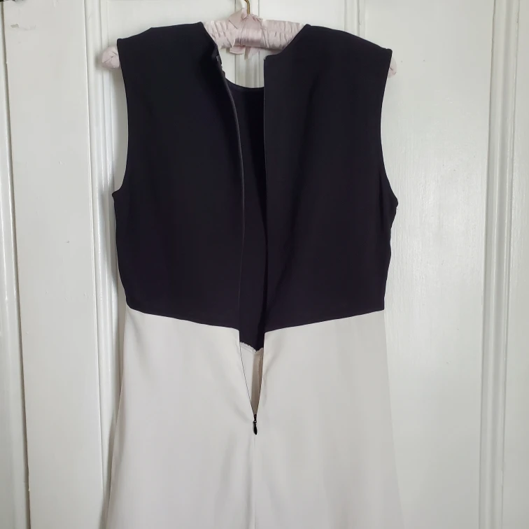 Zara Black and White Asymmetric Dress - photo 5