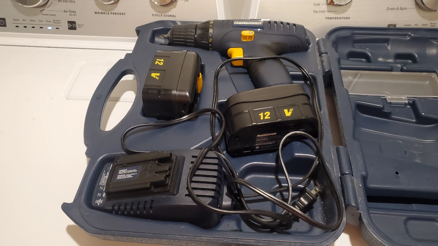 Mastercraft 12V Cordless Drill with 2 Batteries and Charger - photo 3