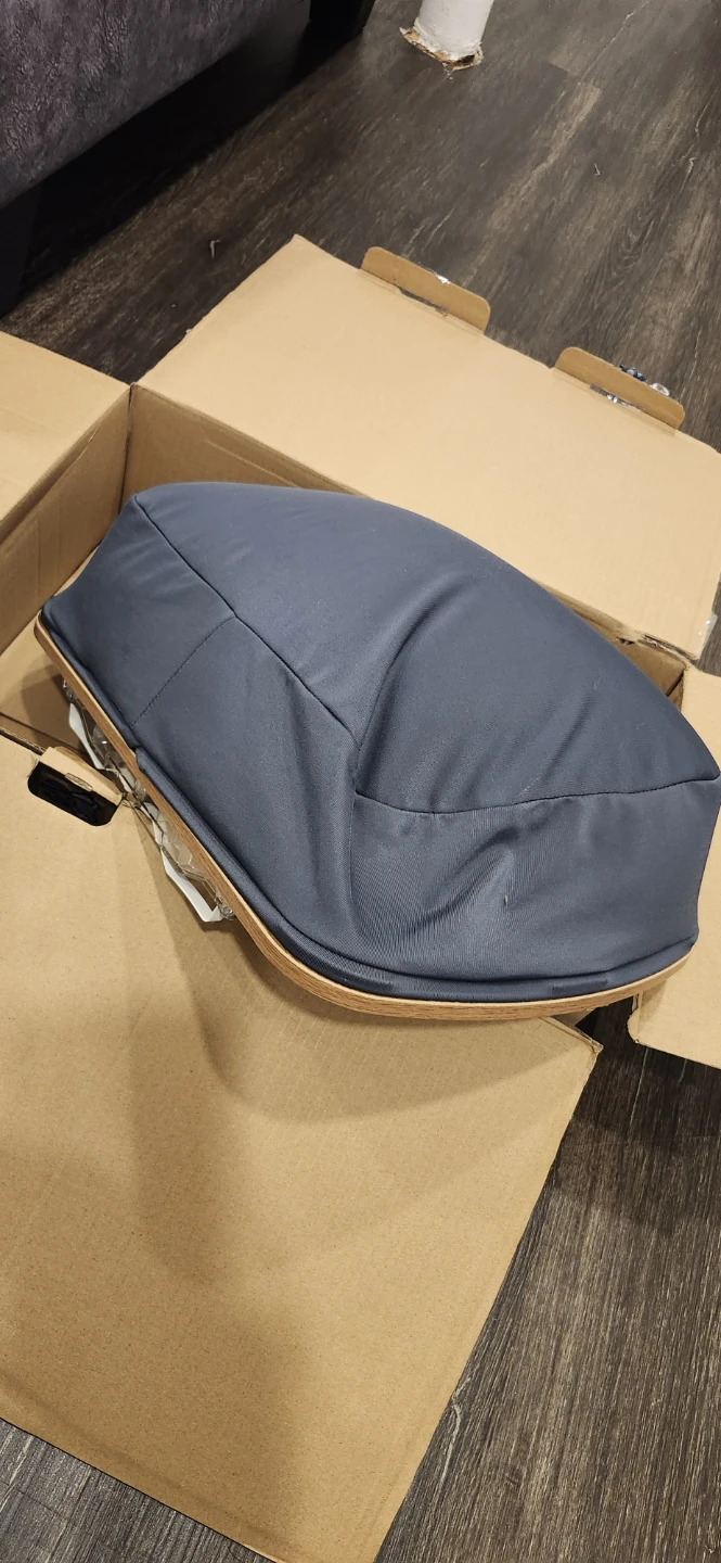 Reading Pillow Stand - photo 2