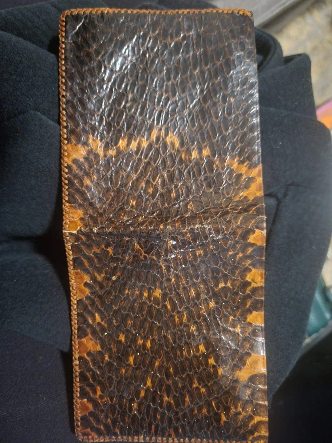 Vintage Snake Skin Bifold Wallet - photo 4