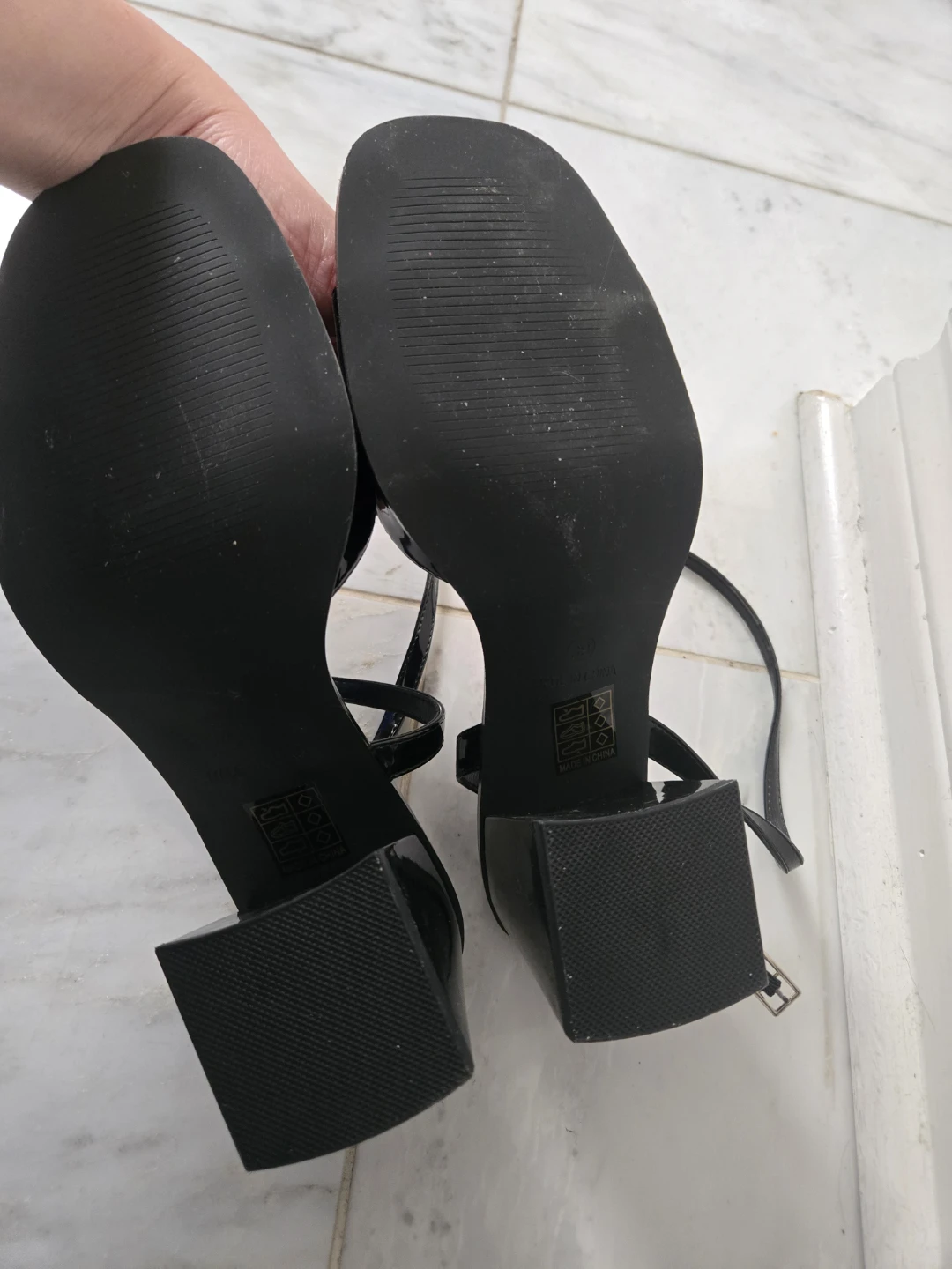 Black Patent Block Heel Sandals - photo 2