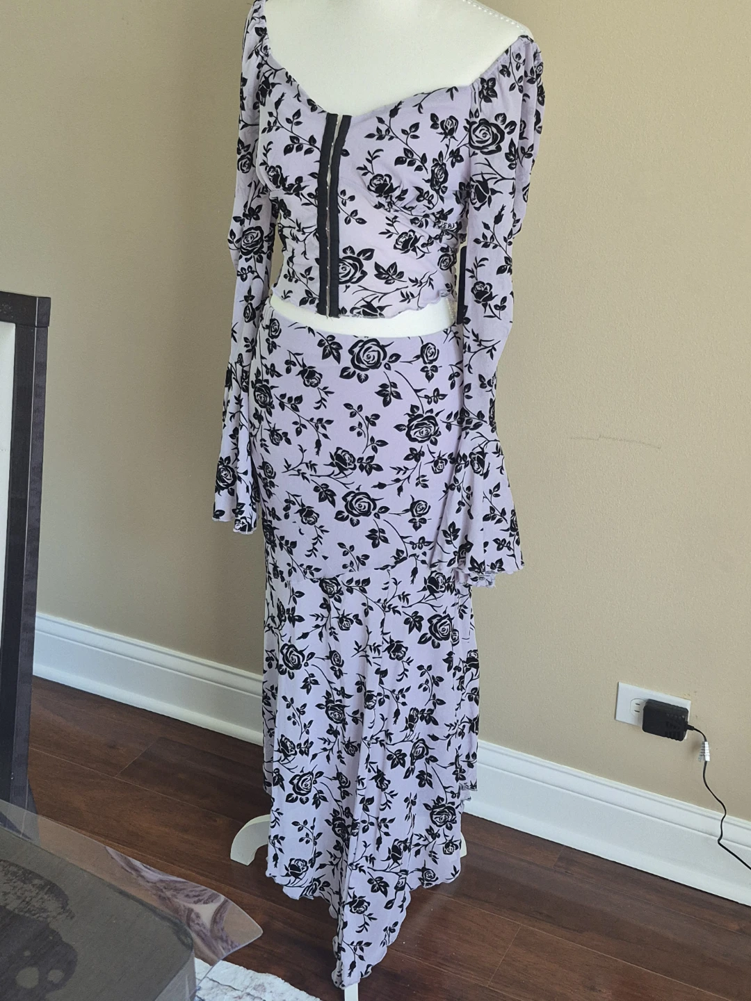 ONE Clothing Lavender Floral Print Crop Top & Skirt Set - Size M - photo 2