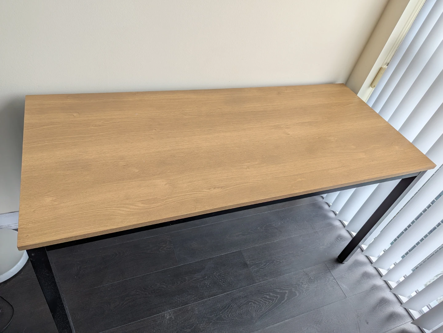 Desk and chair - photo 2