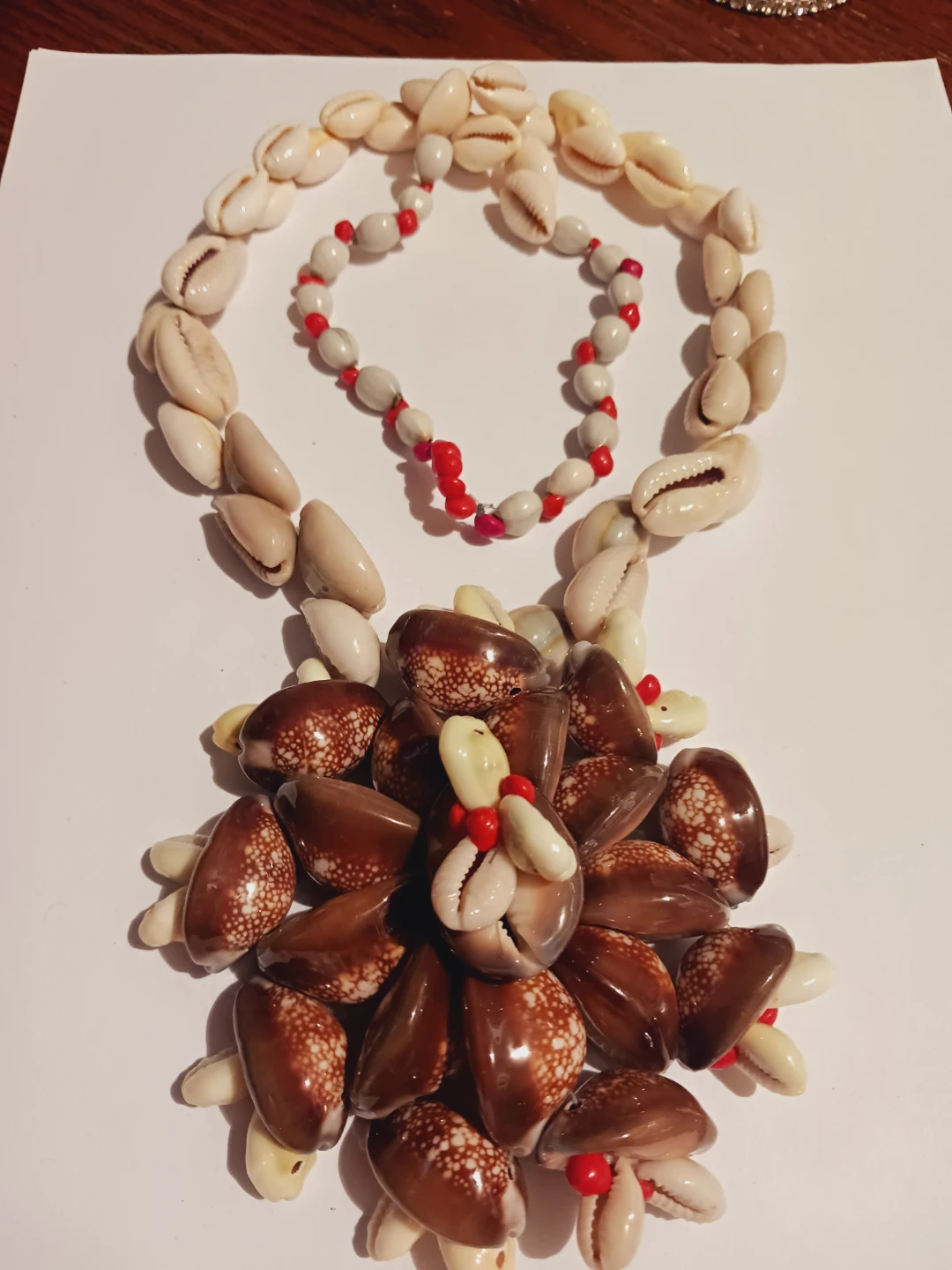 Gorgeous Boho/ Hawaiian Handcrafted Seashell Necklace - photo 2