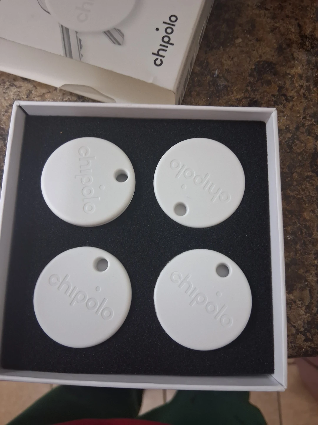 Chipolo ONE Point Item Finder Tracker 4-Pack - photo 3