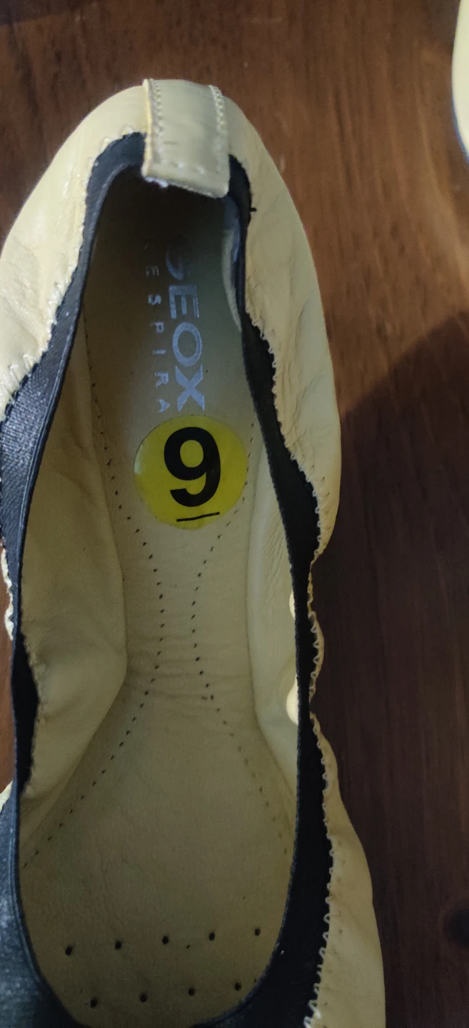 Geox Ballet Flats - Women's Size 9 - photo 4