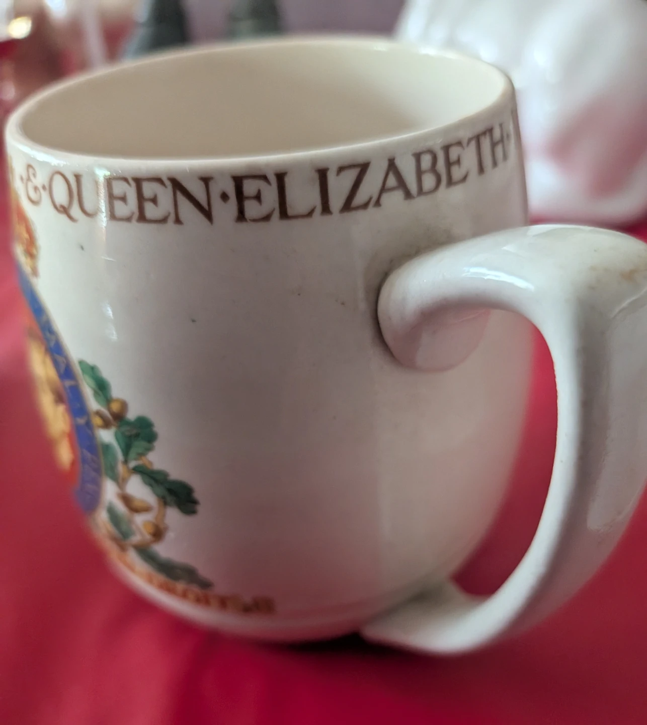 King George VI and Queen Elizabeth Coronation Mug - photo 2