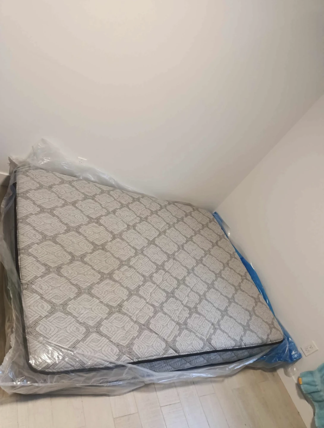 Sealy Posturepedic Clancy Double Mattress