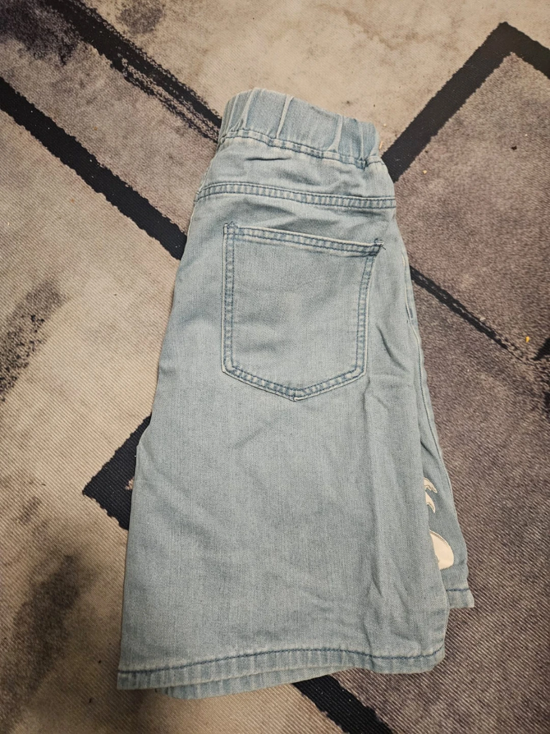 SHEIN Teen 15Y Light Wash Denim Shorts with Palm Tree Graphic - photo 3
