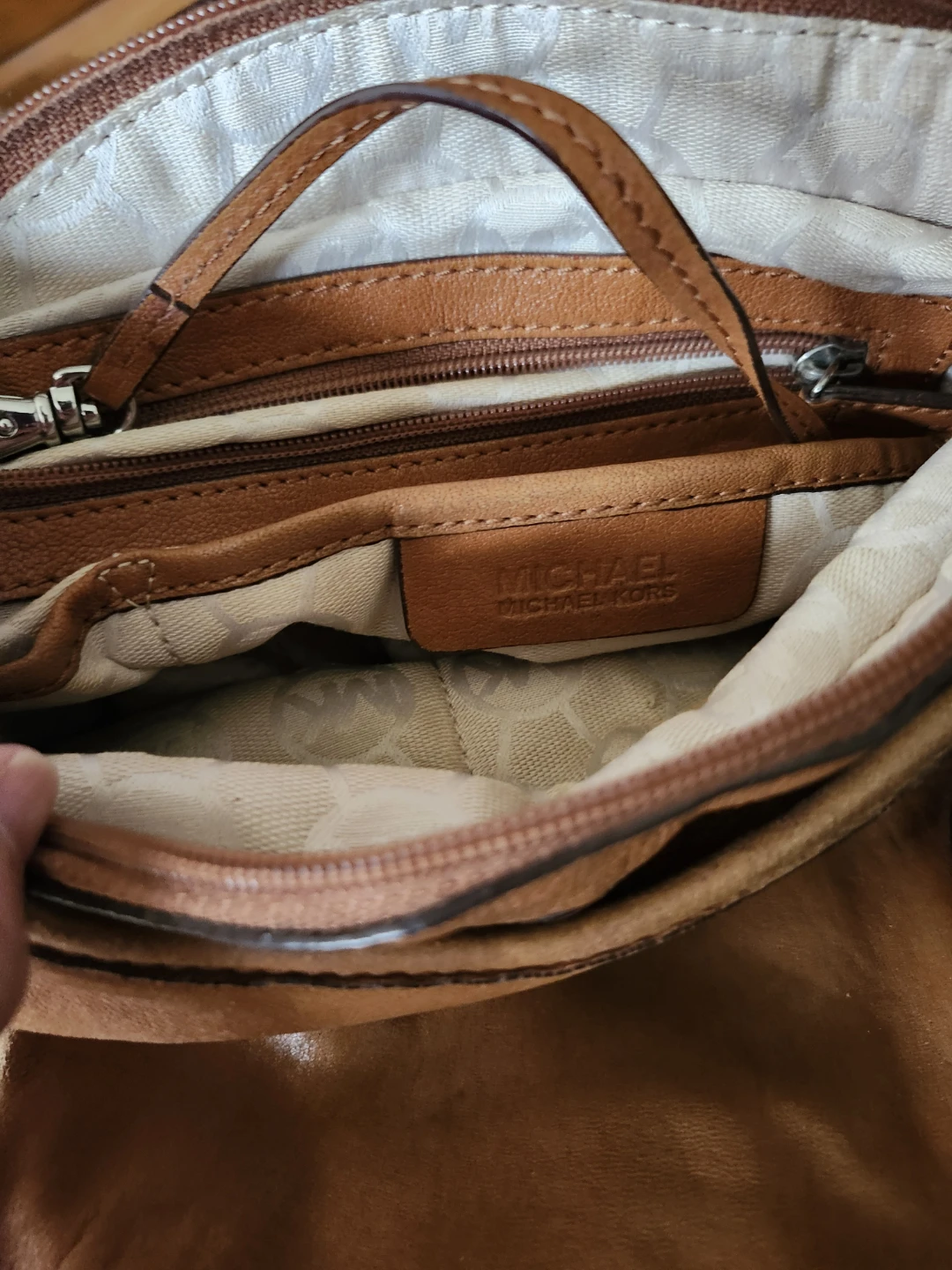 Michael Kors Brown Leather Shoulder Bag - photo 2