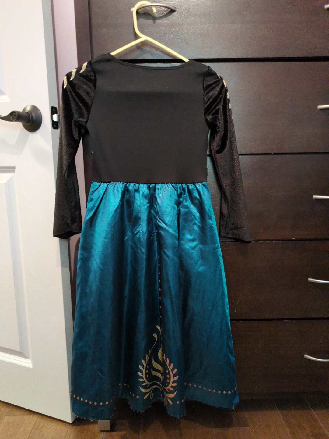 Size 5/6 Disney Frozen Anna Dress Costume - photo 3