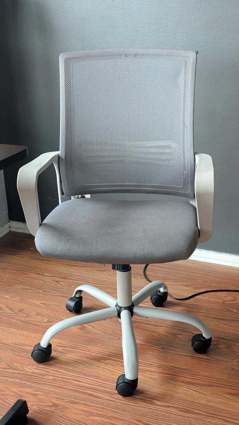 Gray Mesh Office Chair - adjustable - photo 2