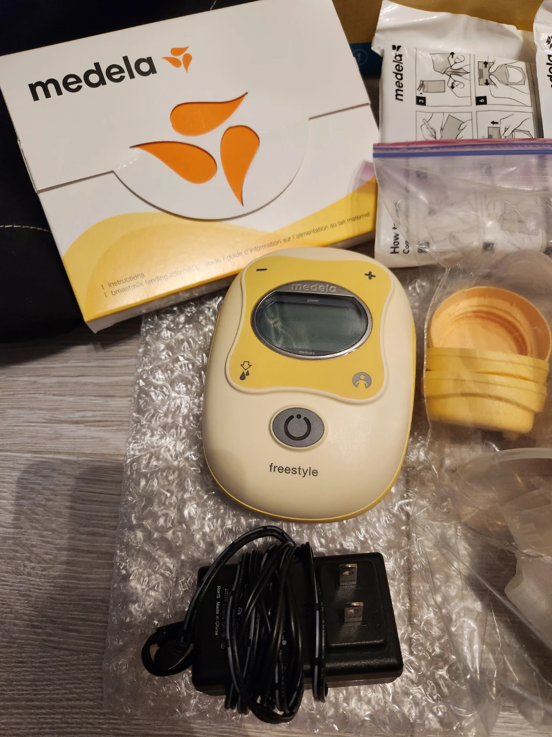 Medela Pump - photo 2
