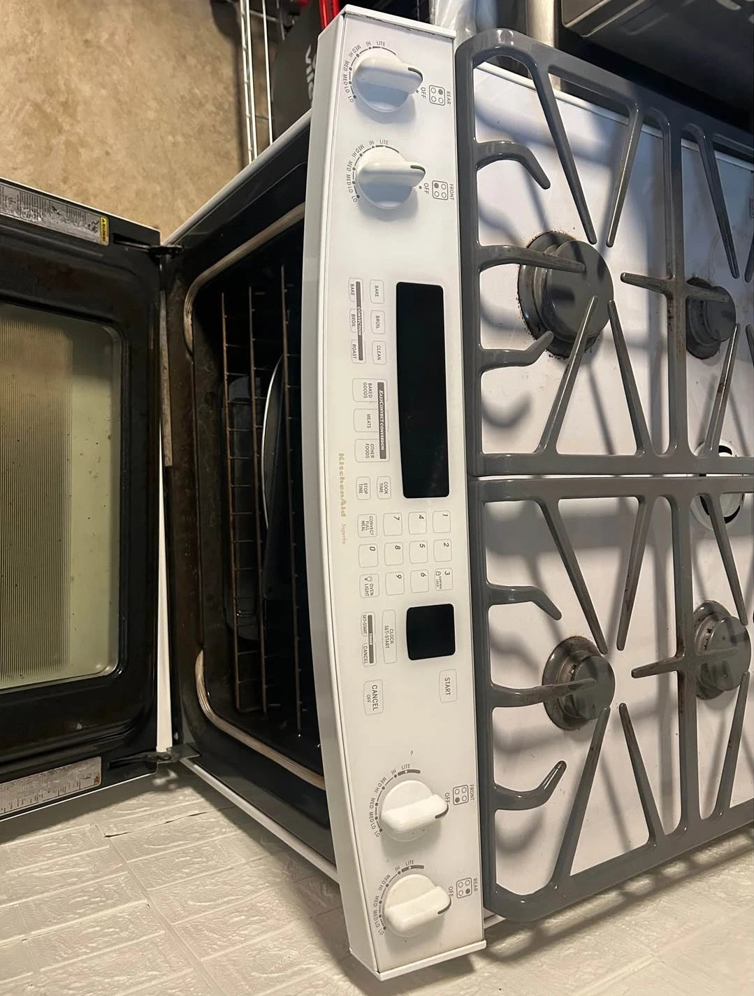 KitchenAid Gas Range Oven for parts - photo 2