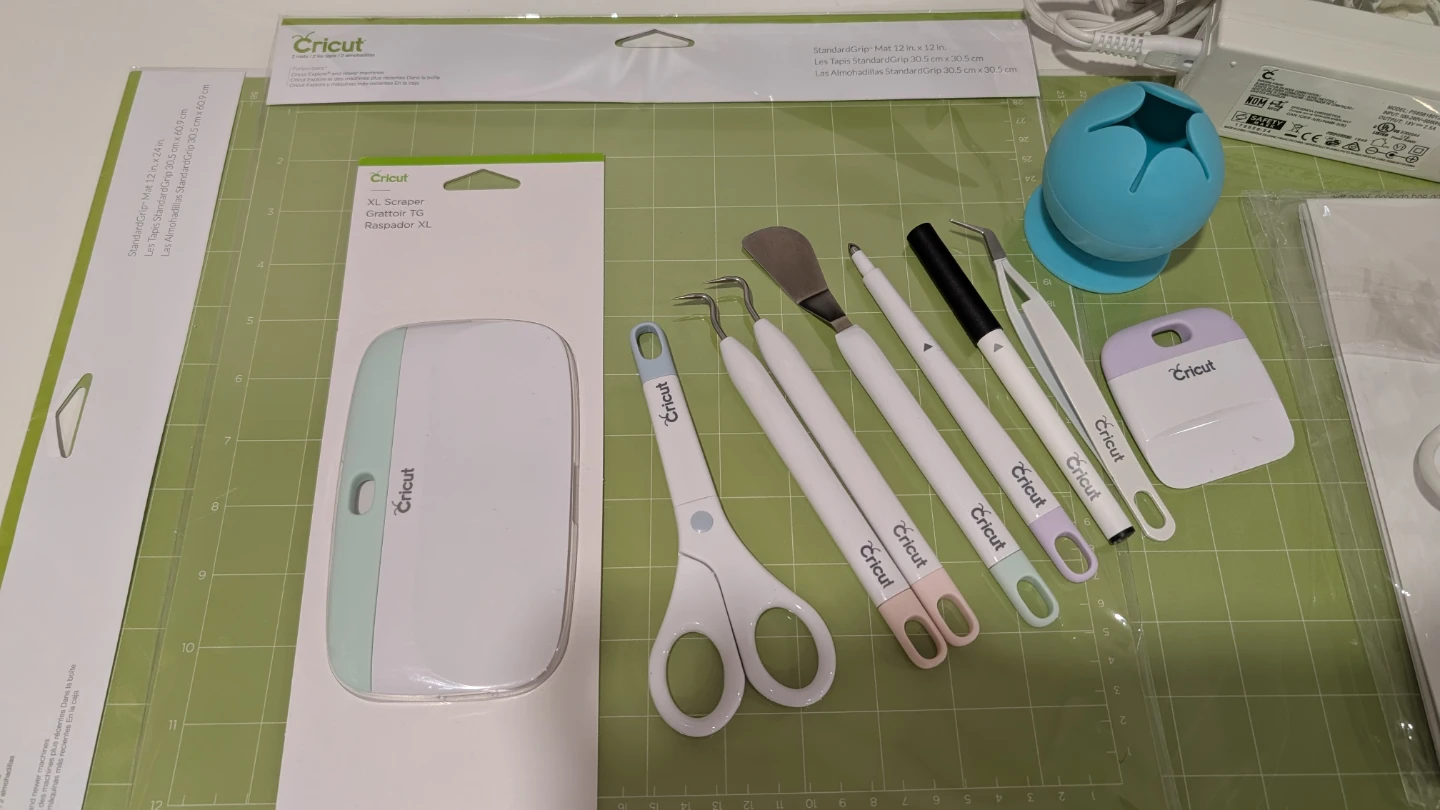 Cricut Explore Air 2 Machine with Tools and Vinyl Rolls - photo 3