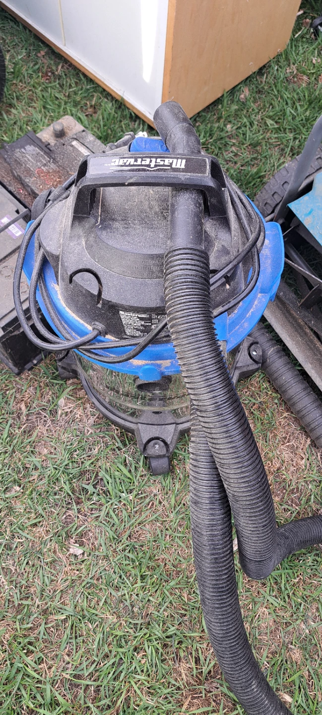 Mastervac 15L (4 US Gallons) Wet/Dry Vacuum - photo 3