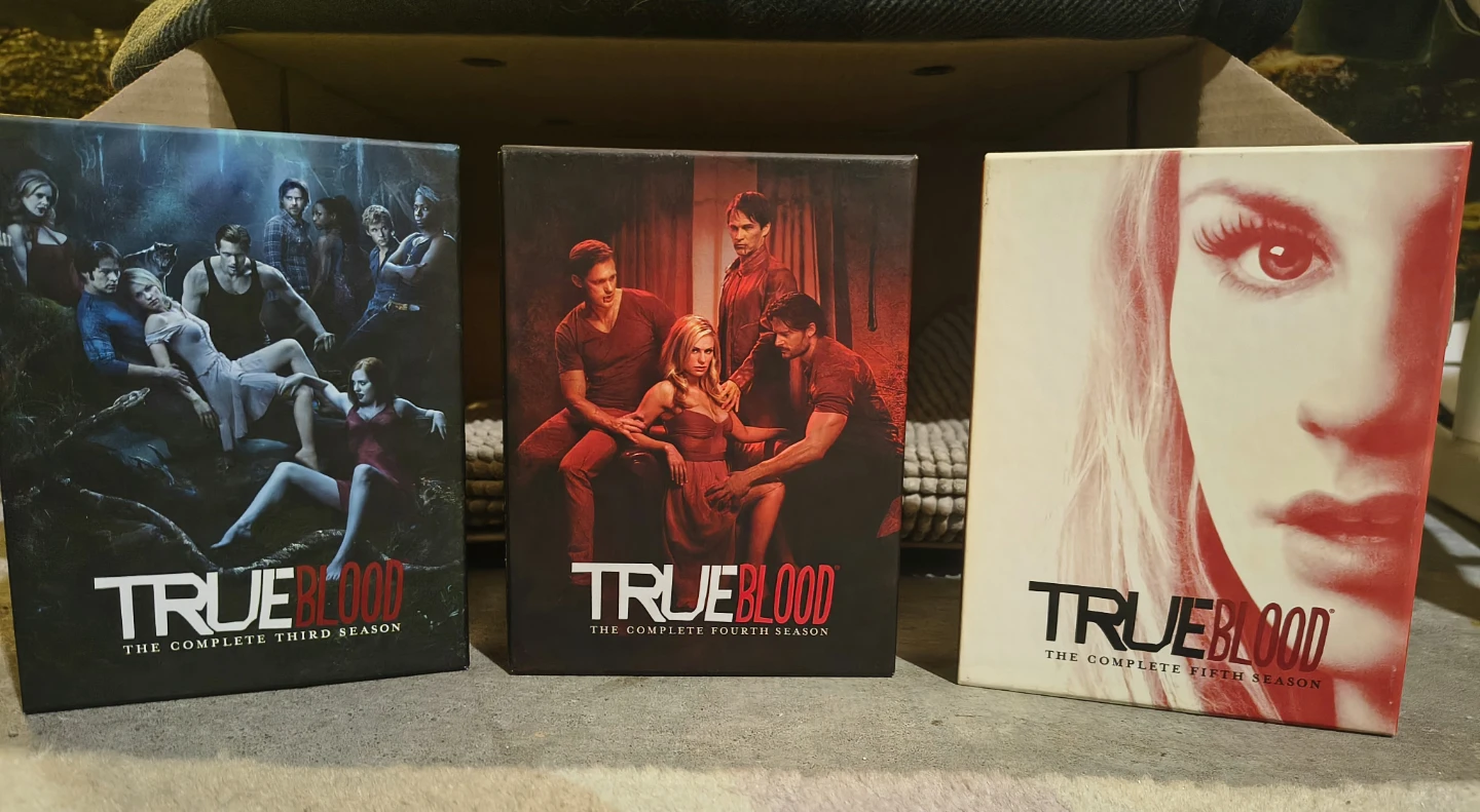 True Blood Complete Seasons 1-5 DVD - photo 3