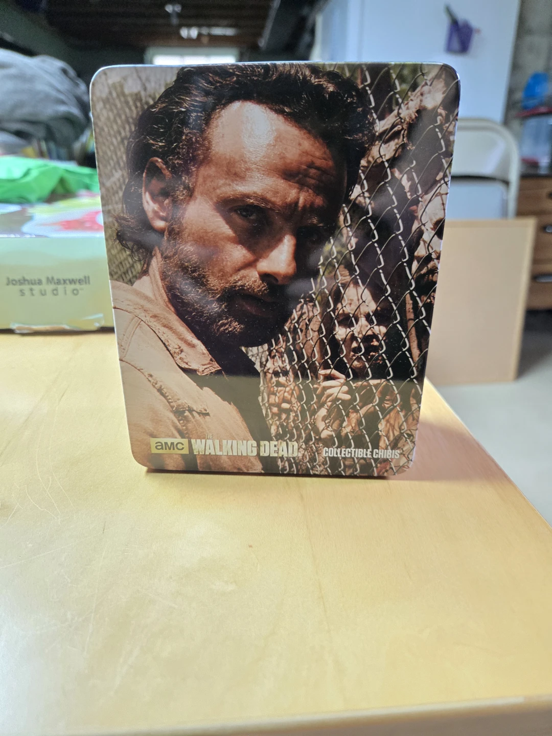 The Walking Dead Collectible Figures Tin - photo 3