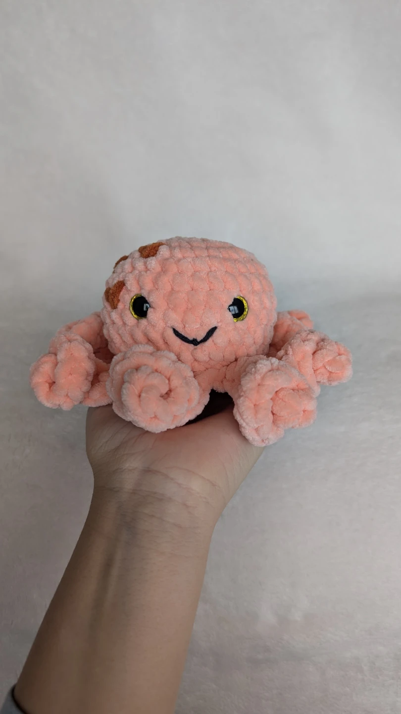 Crocheted octopus Plushie with hearts