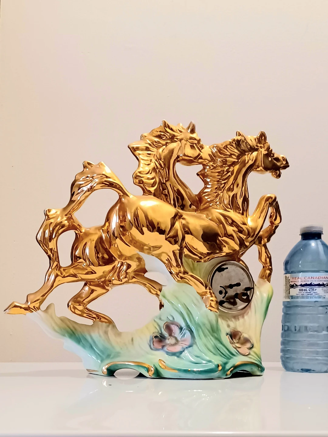 Vtg Italian Porcelain Horses Statue - photo 4