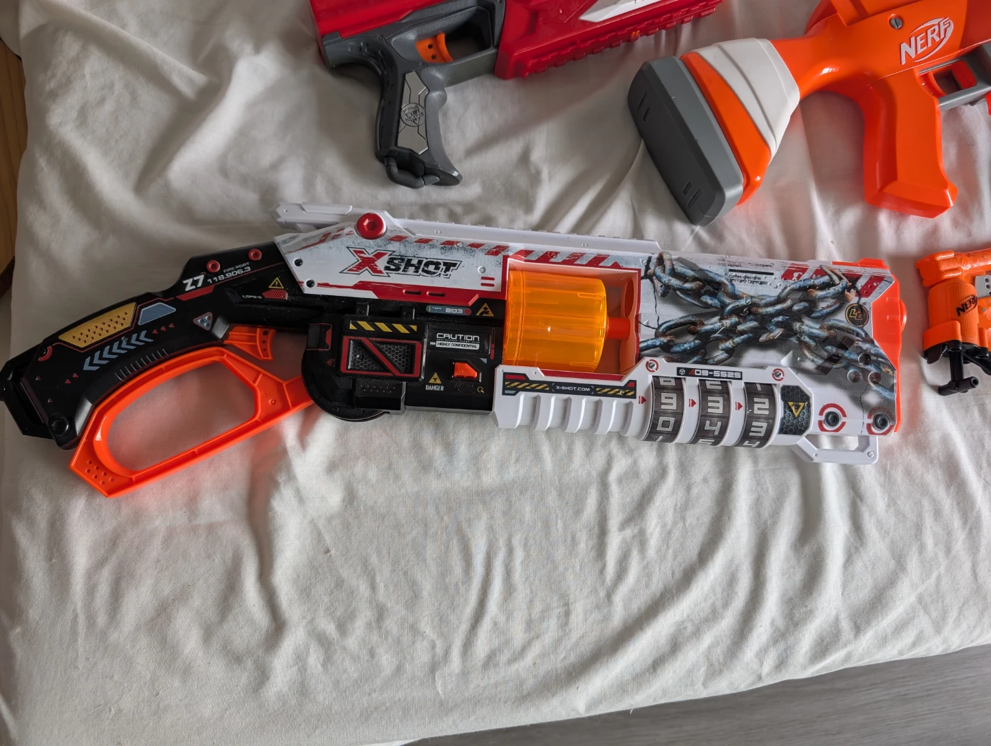4x Nerf Toy Blasters + 1x X shot + Revolver - photo 2