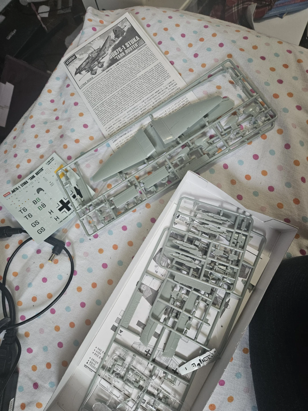 Academy JU87G-1 Stuka "Tank Buster" 1/72 Scale Model Kit - photo 4