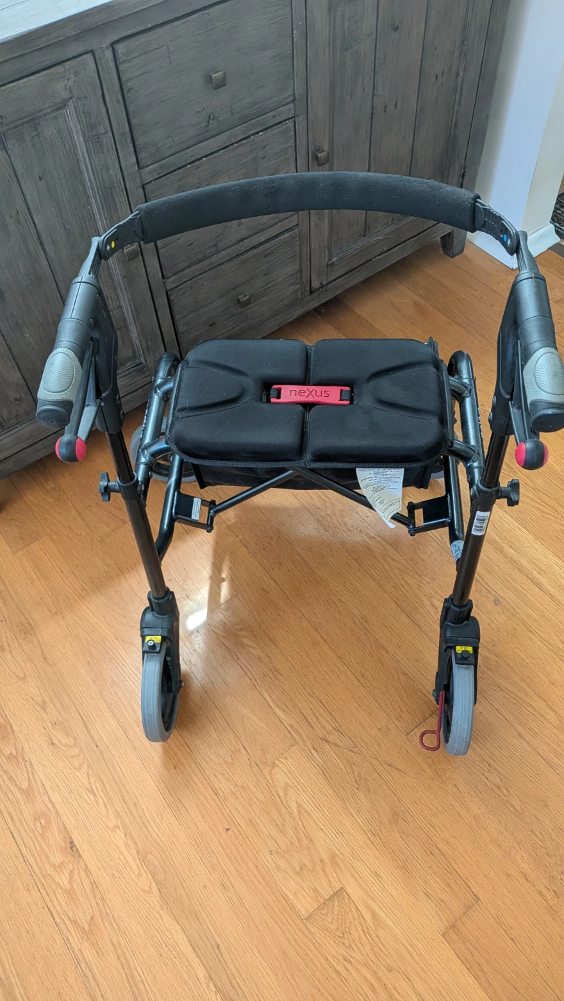 Nexus 3-Wheel Rollator Walker with Seat & Basket - photo 4