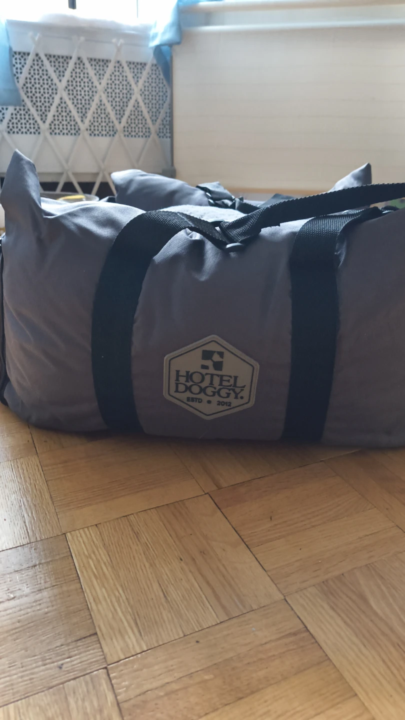 Hotel Doggy Pet Car Seat - photo 2