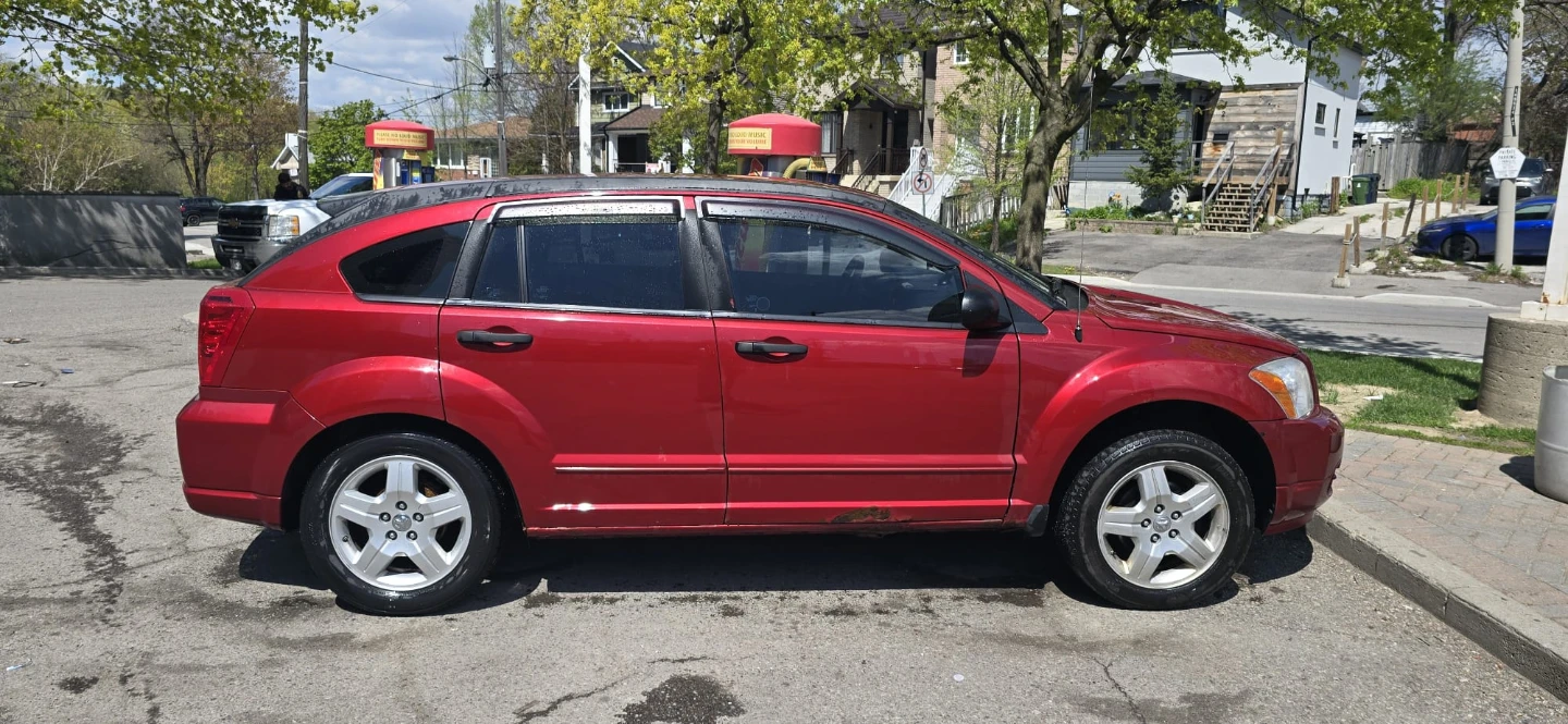 Red Dodge Caliber SXT Hatchback - photo 4