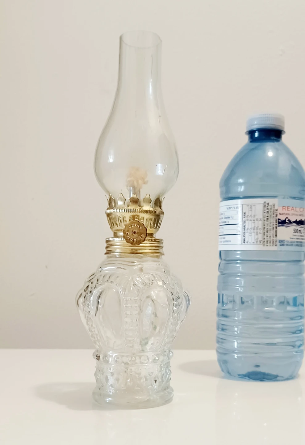 New Pressed Glass Oil Lamp - photo 4