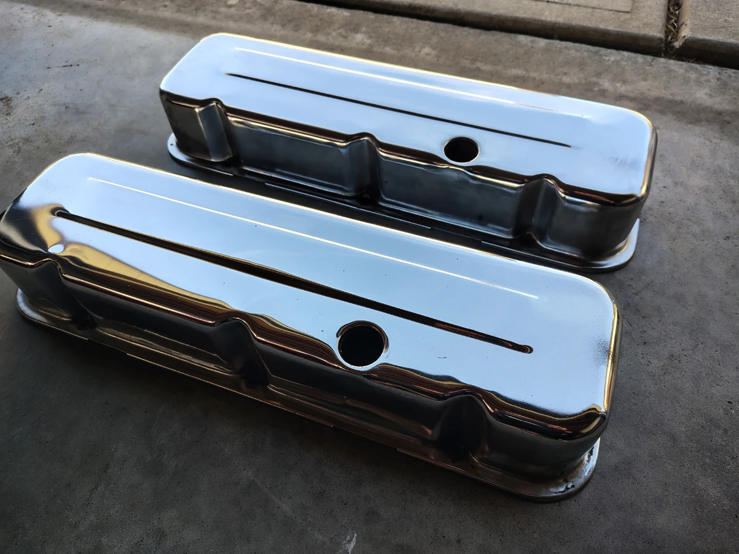 Chrome Valve Covers for a Big Block Chevy - photo 3