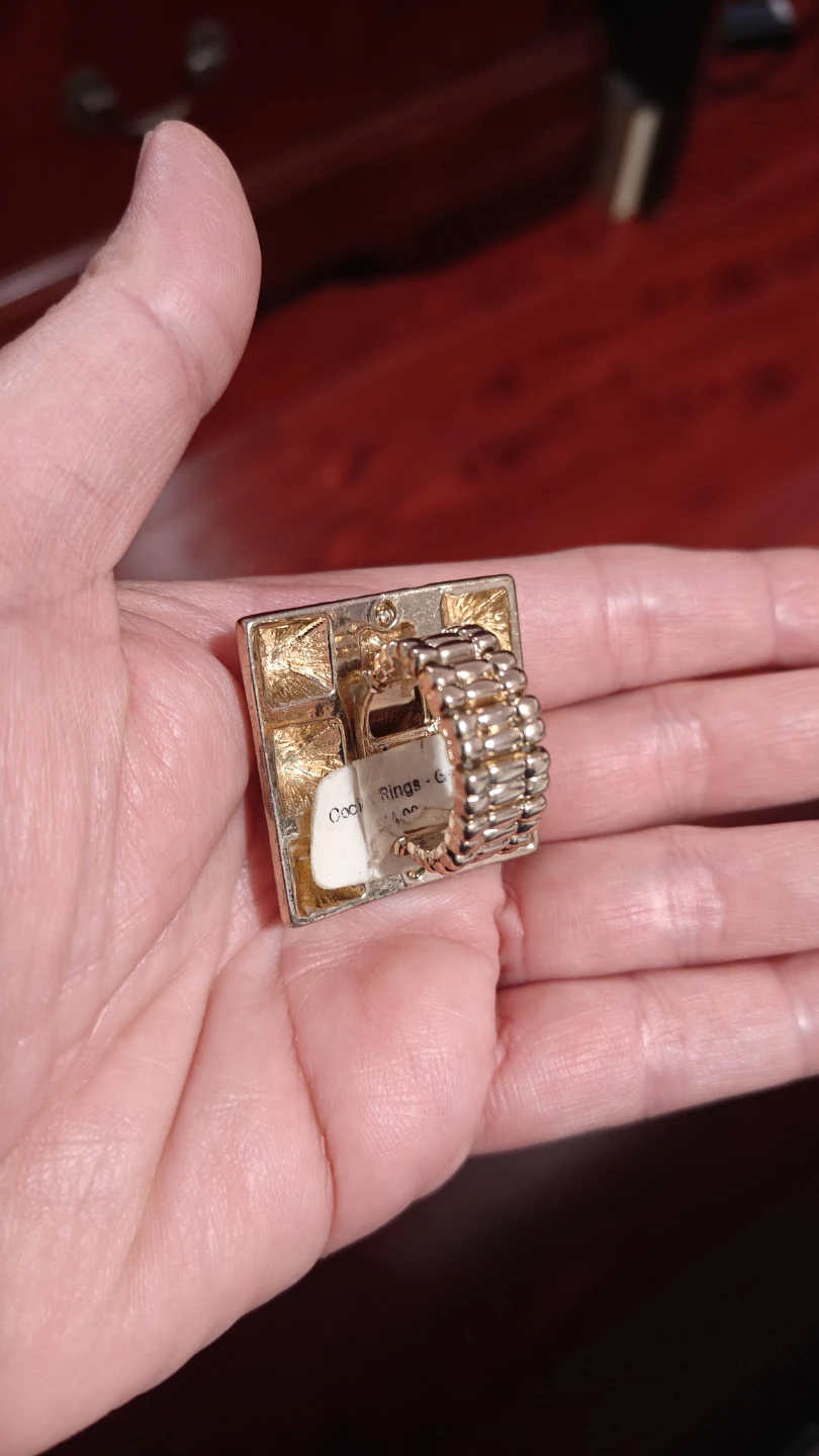 Gold Tone Pyramind Ring - photo 3