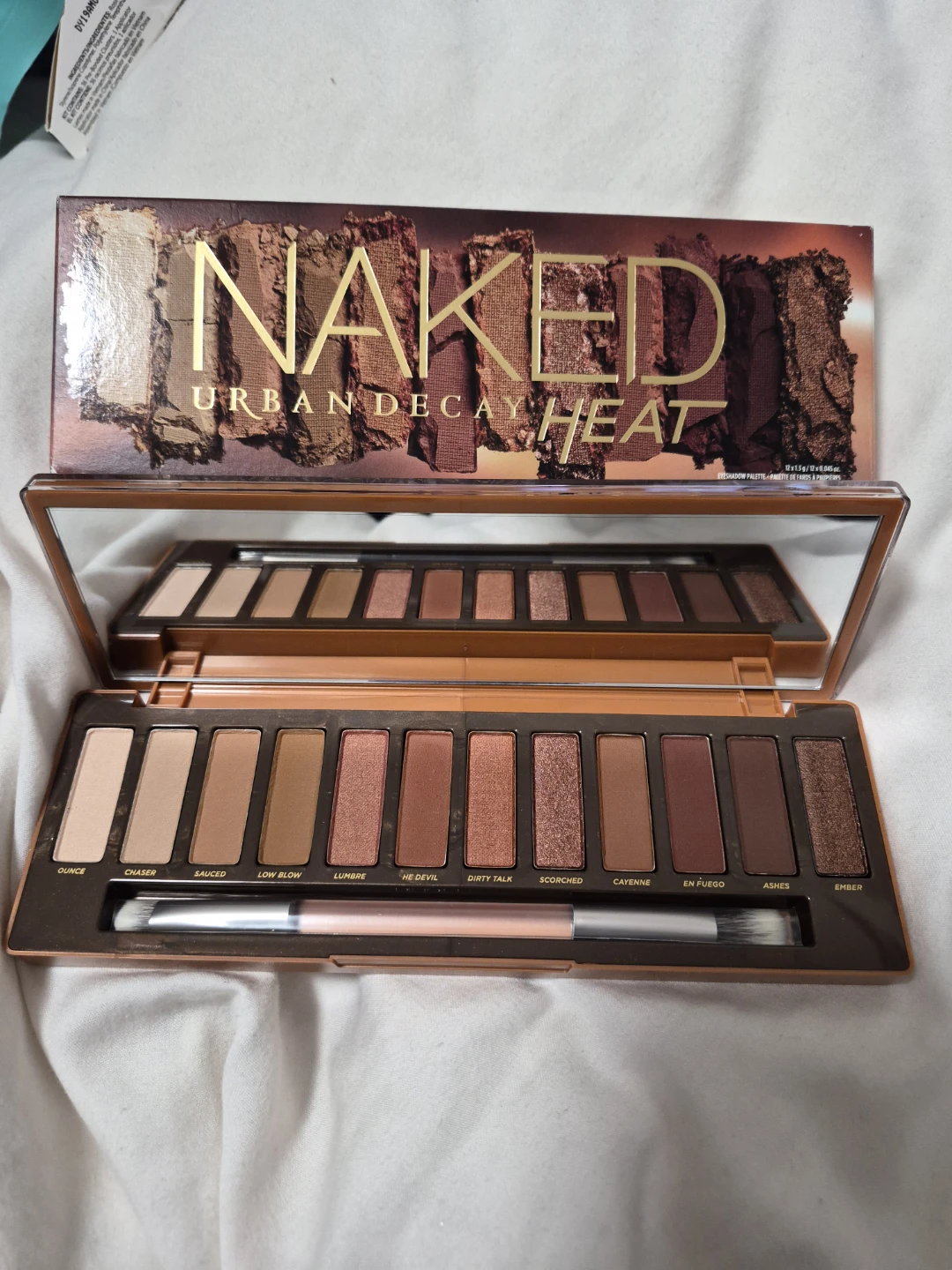 Urban Decay Naked Heat Eyeshadow Palette - photo 3