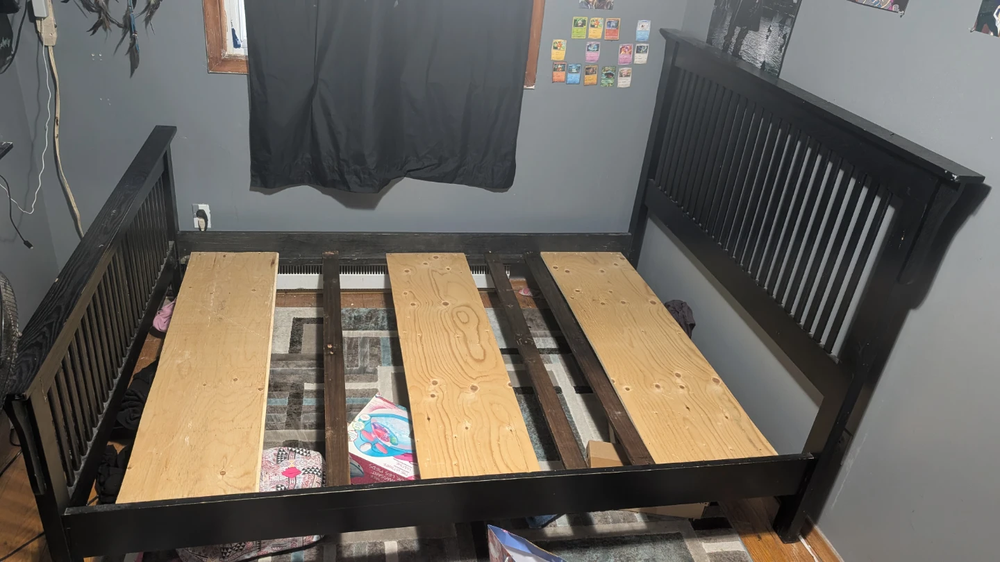Queen size Black Wooden Bed Frame - photo 2