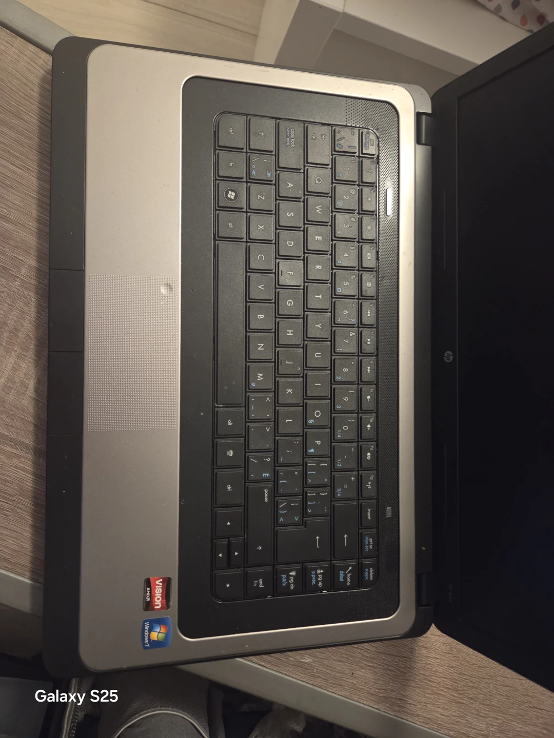 HP Laptop - photo 3