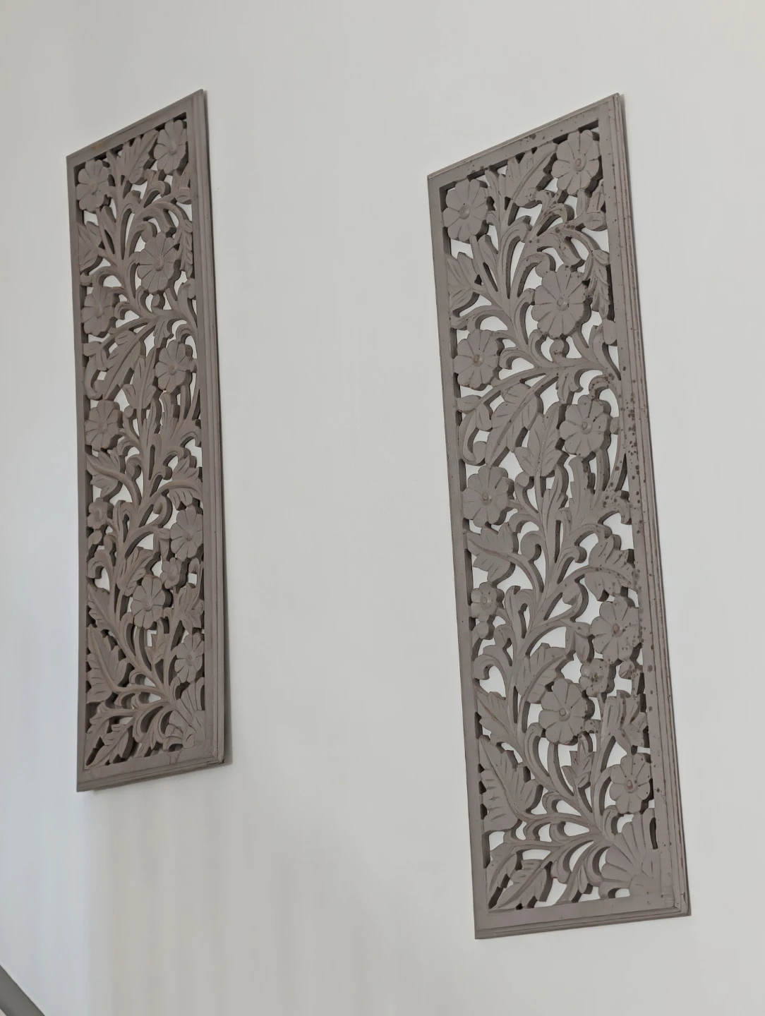 Set of 2 Grey Carved Wooden Wall Panels Floral Design