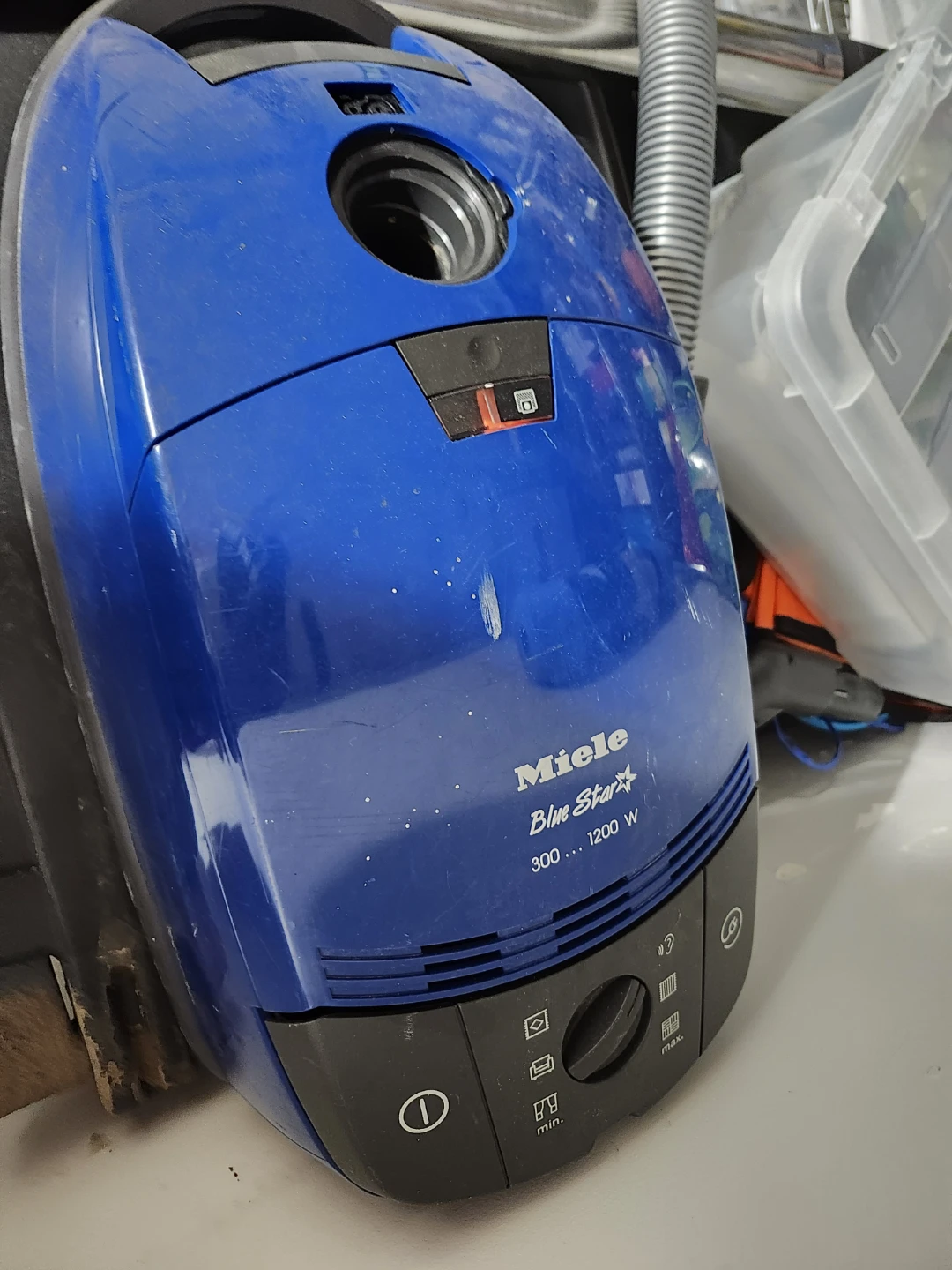 Miele Blue Star Vacuum Cleaner - 1200 W - photo 3