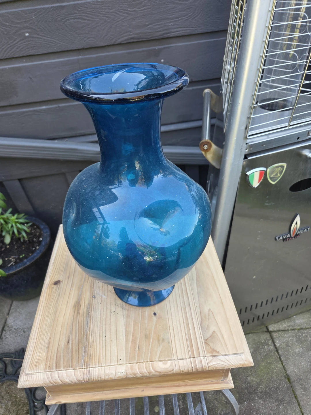 Blue Glass Vase - photo 3