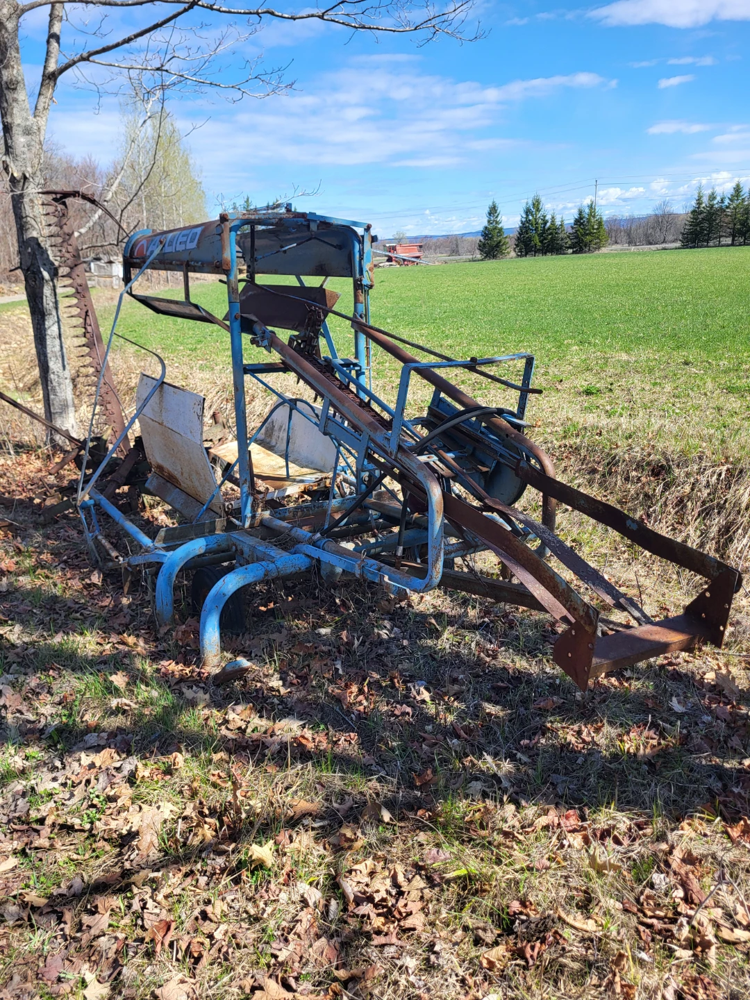 Allied Hay Stooker