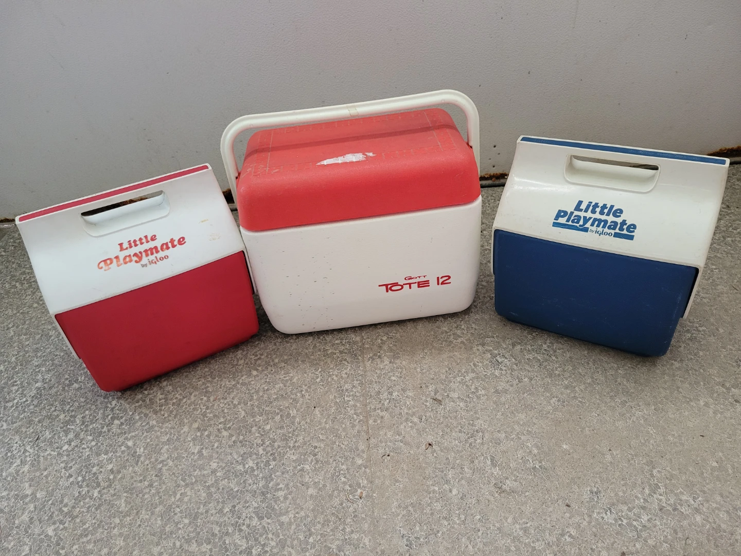 Assorted personal coolers