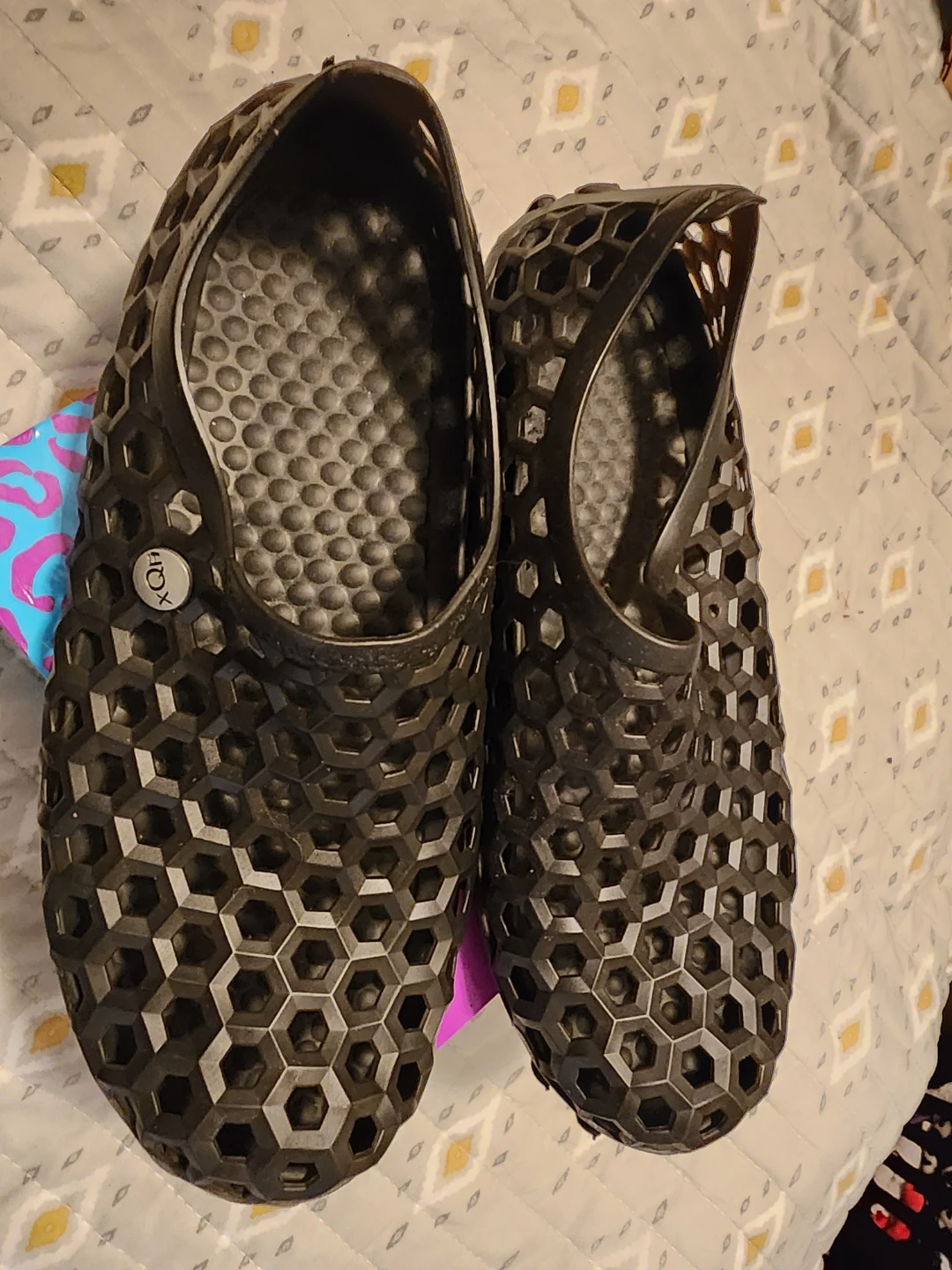 Black Mesh Water Shoes - Size 9