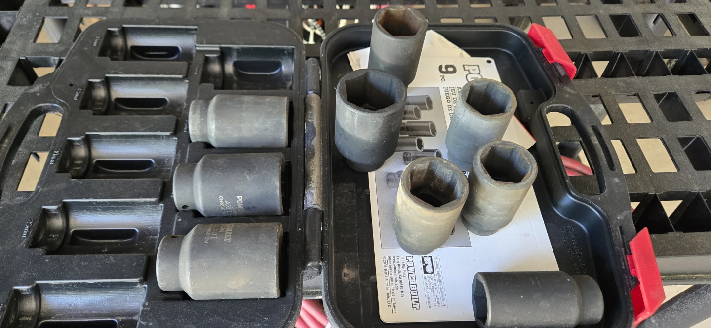 POWERBUILT 9-Pc Axle Nut Socket Set Kit #61 - photo 4