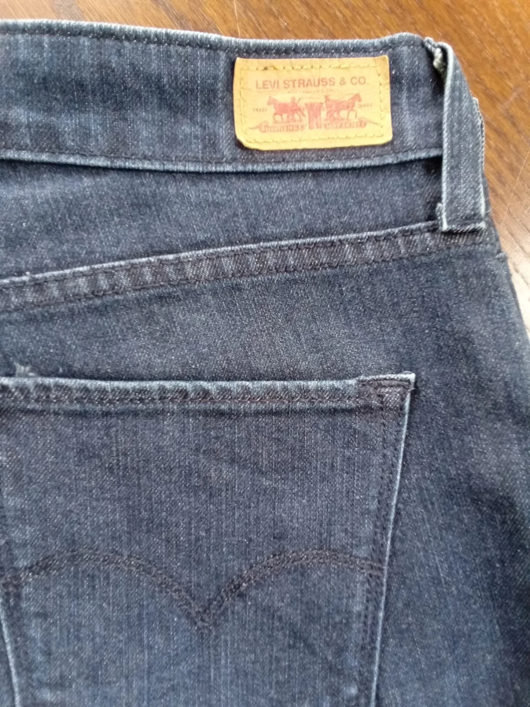 Levi Strauss & Co. Dark Wash Denim Jeans Size 2M - photo 5