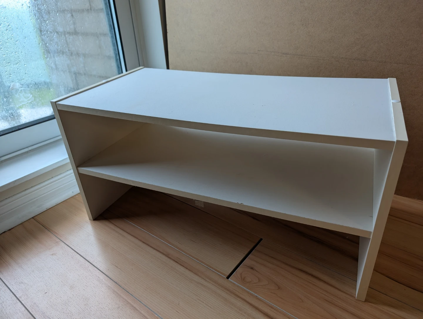 White Two-Tier Shelf Unit
