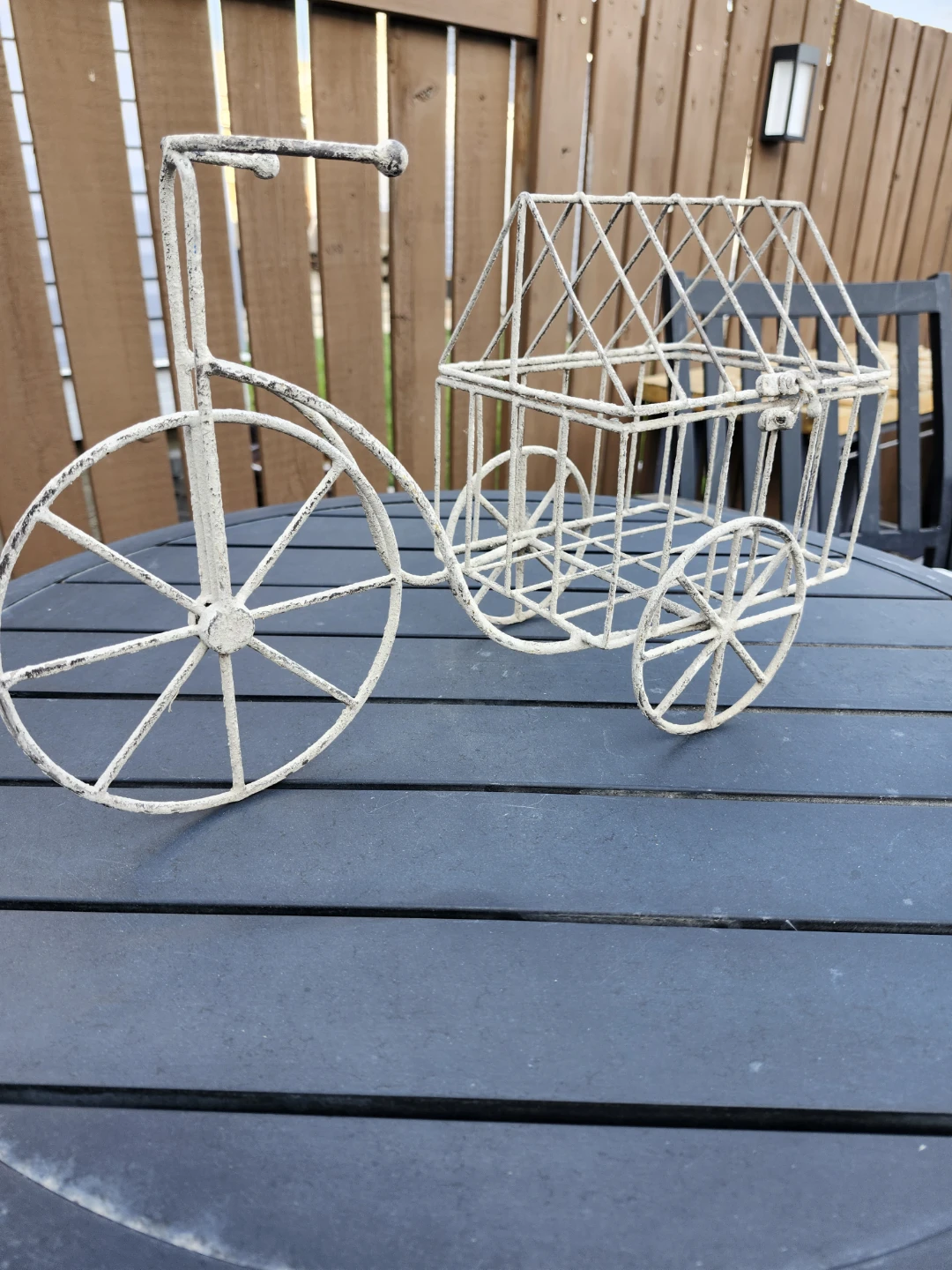 White wire tricycle planter basket