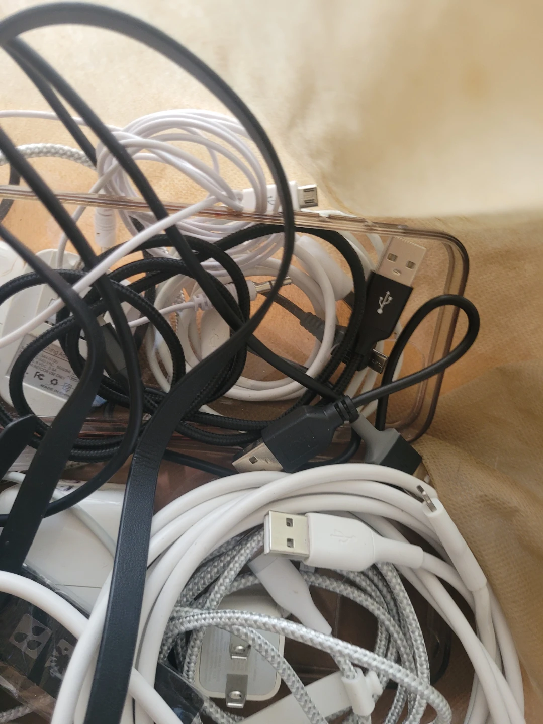 Mixed Cables and Phone Accessories - photo 3