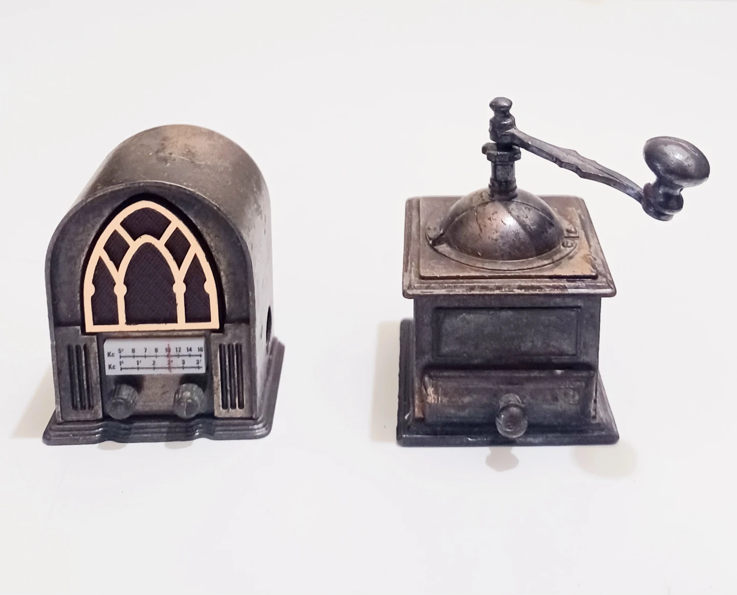 Collectible Antique Style Bronze Sharpeners - photo 5