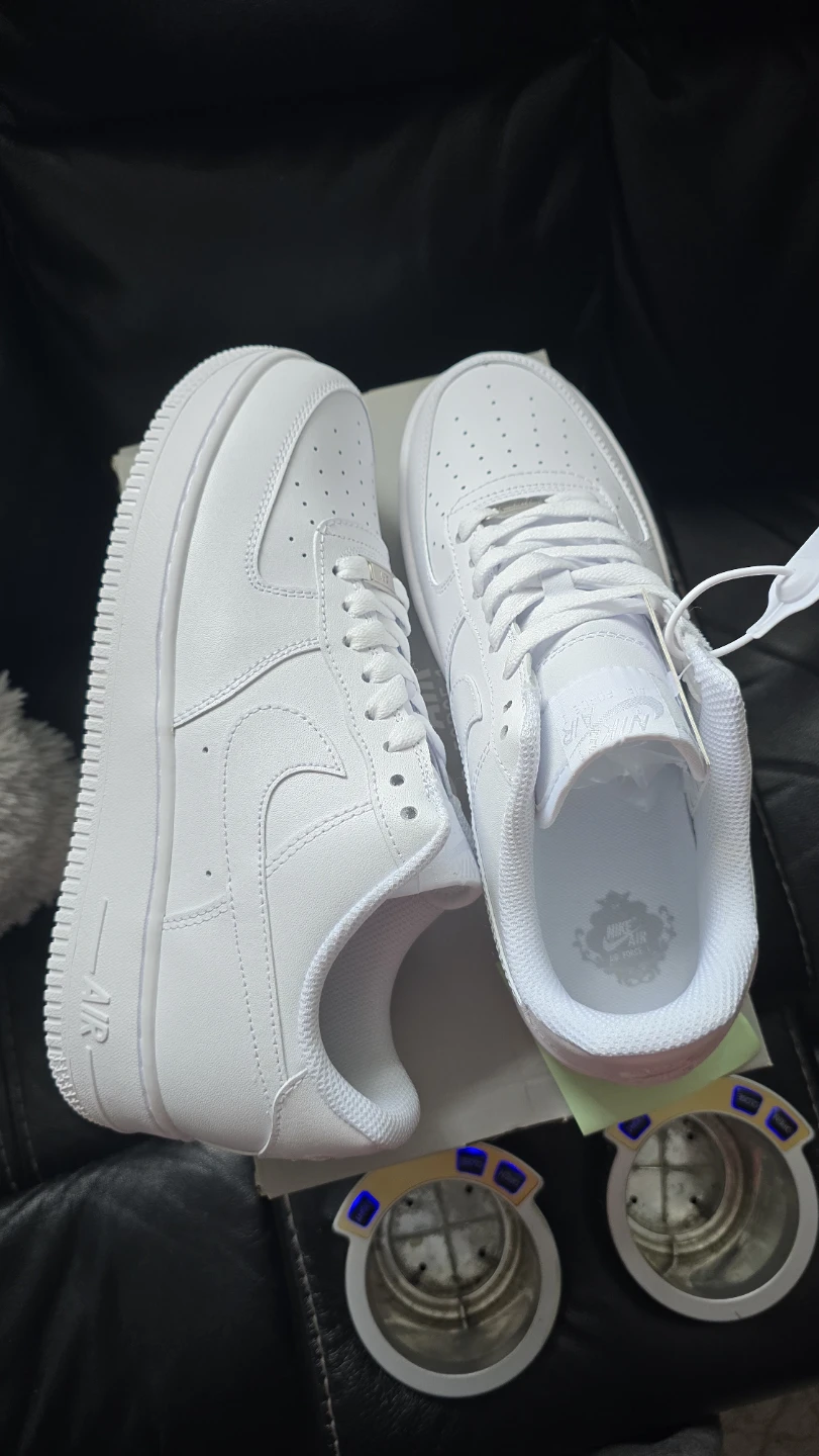 Brand Air Force 1 Low All White Size 9.5