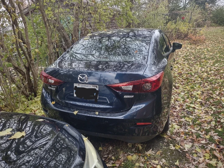 Mazda 3 Sedan