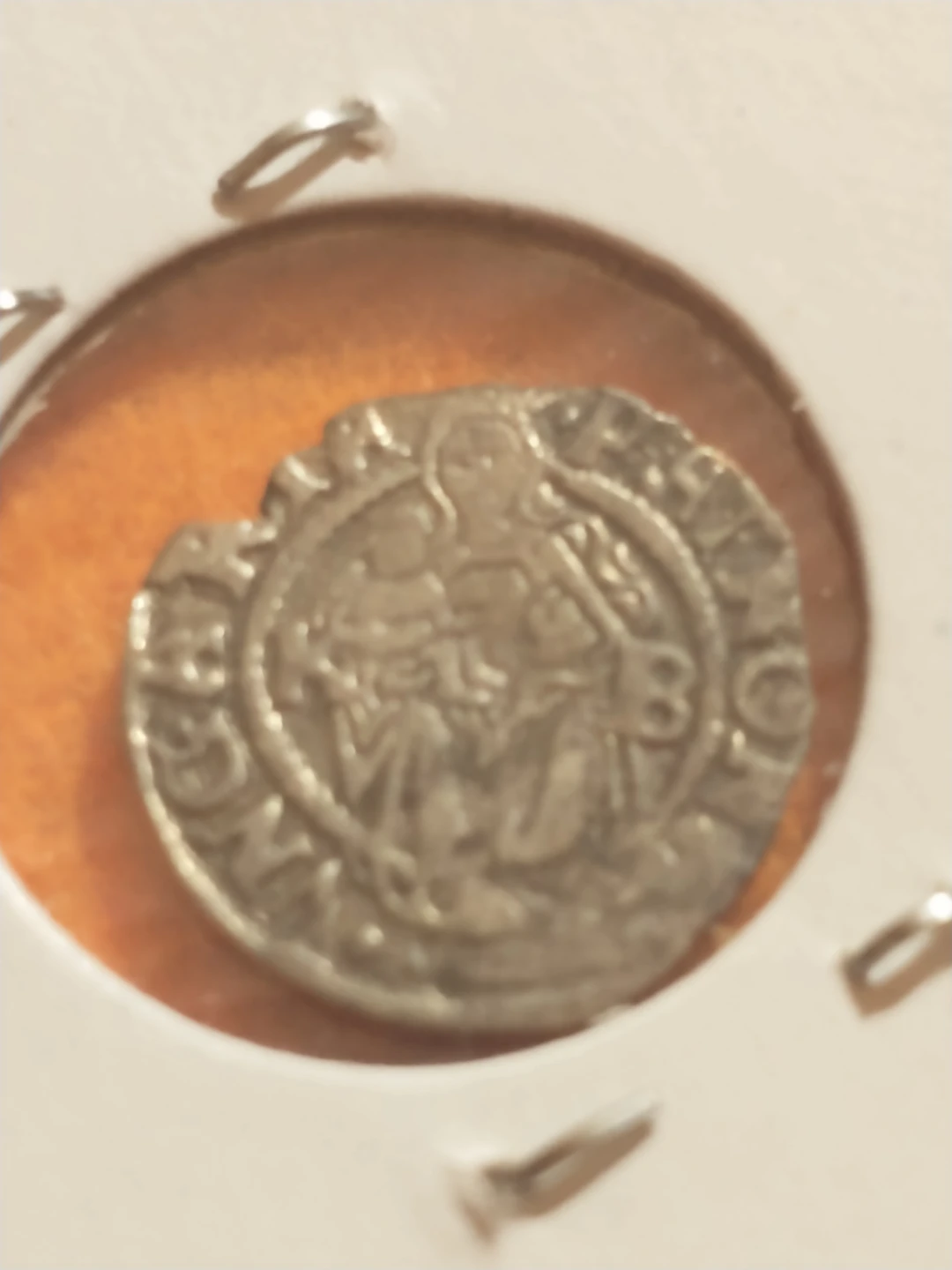 Beautiful! 1547 Hungary Ferdinand I silver denar - photo 5